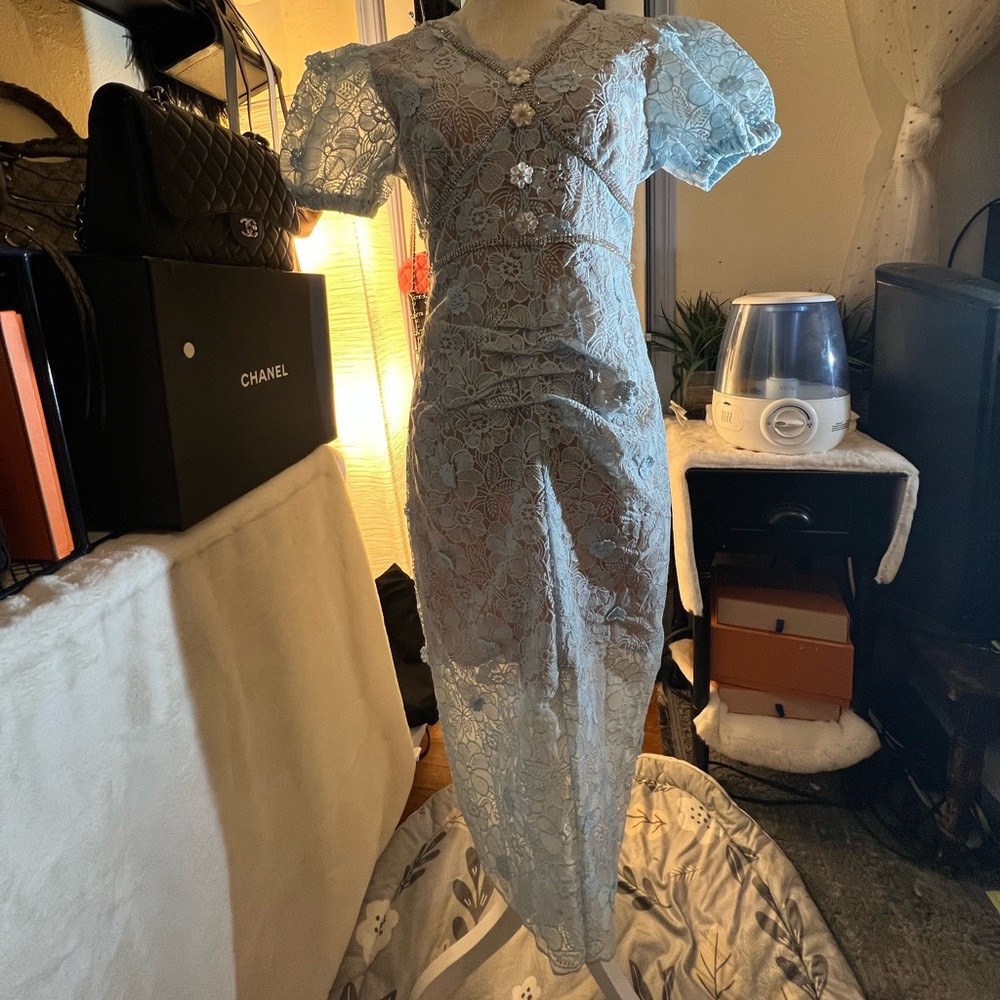 34”28”37” with 3D flowers 45”Long